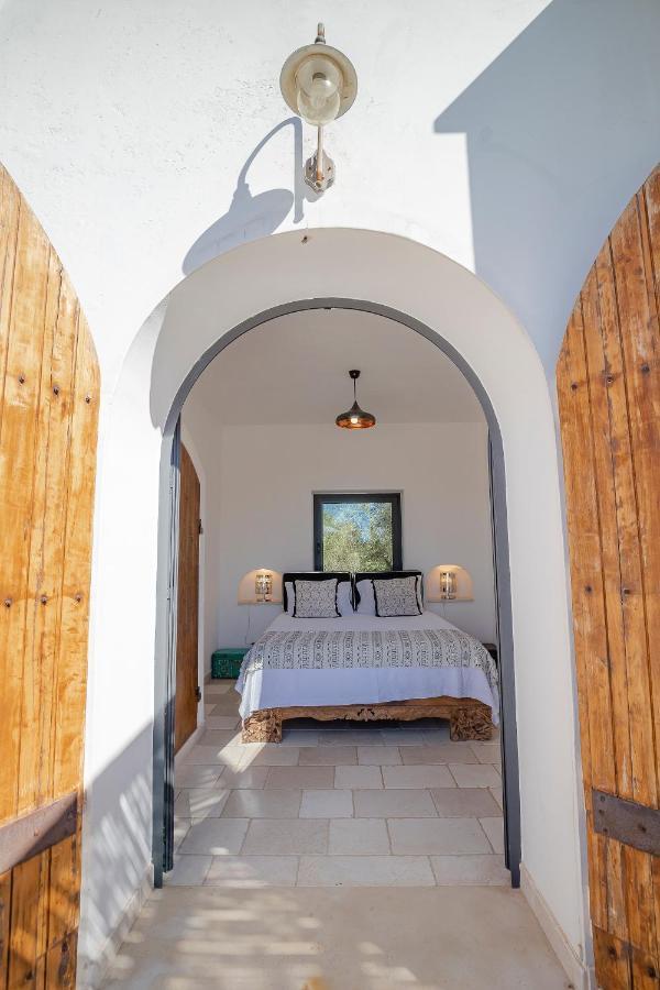 Cisternino Villa In Olive Groove Luaran gambar